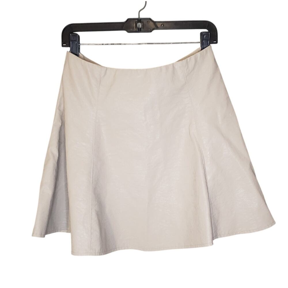 She + Sky Womens Faux Leather Mini Skirt Cream Beige A-Line Vegan Size L